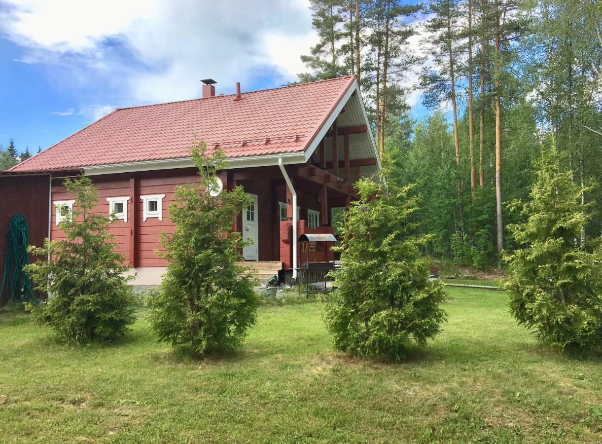 Holiday House By The Lake Villa Ristiina Buitenkant foto