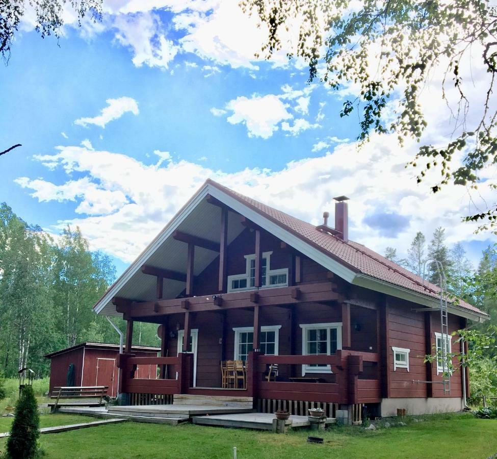 Holiday House By The Lake Villa Ristiina Buitenkant foto